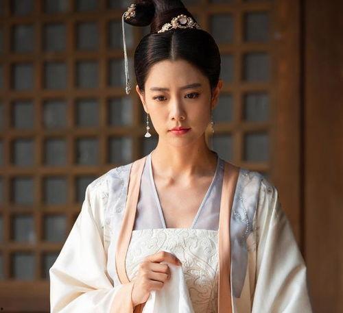 巜美人韩在线观看,穿越时空的绝色传奇  第2张